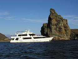 New 5* Luxury Liveaboards to Komodo and Galapagos